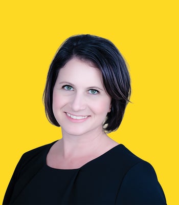 Portrait of Kara Hubner, Broker/Agent.